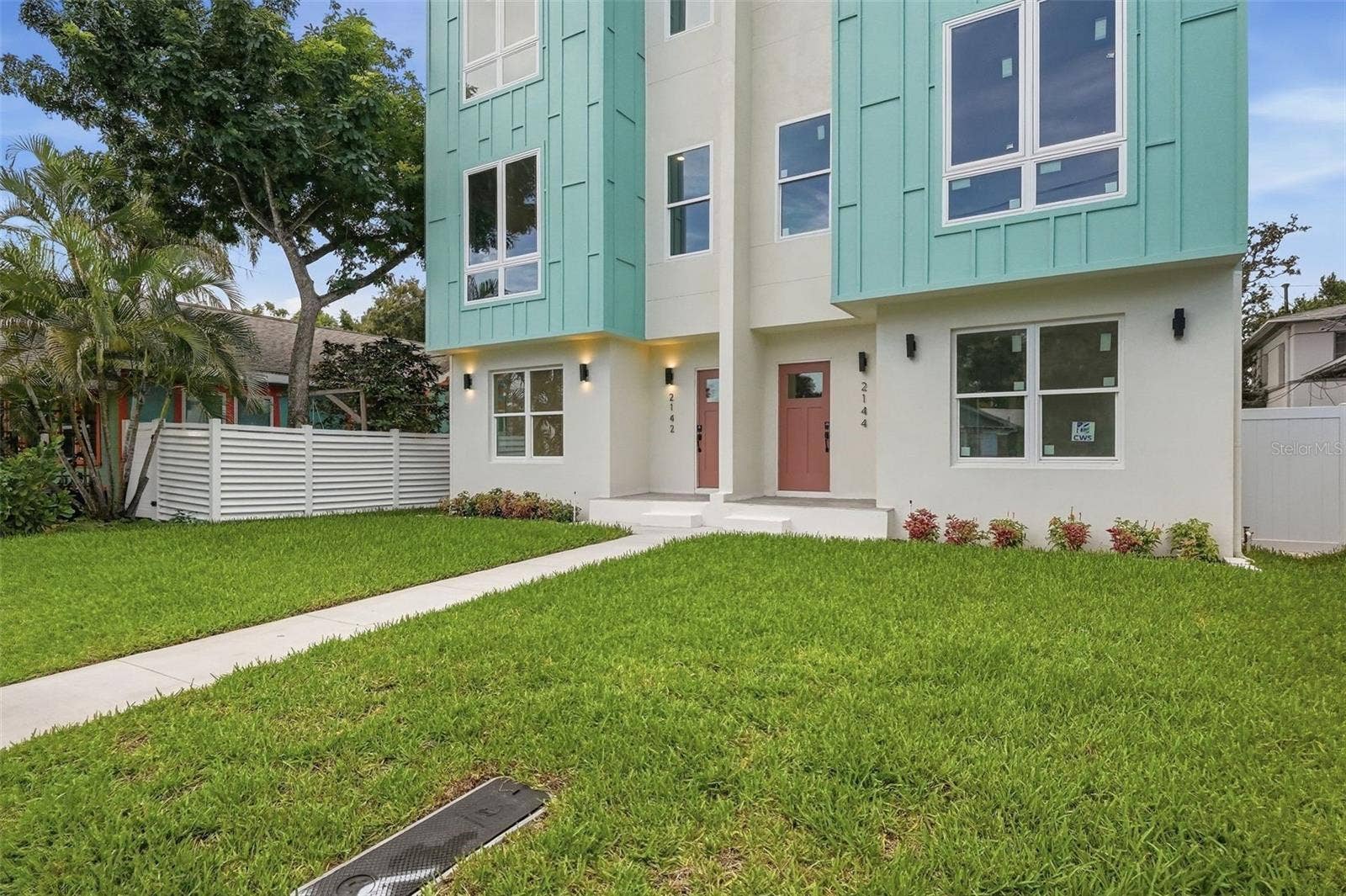 2144 5TH AVENUE N, St Petersburg, FL 33713