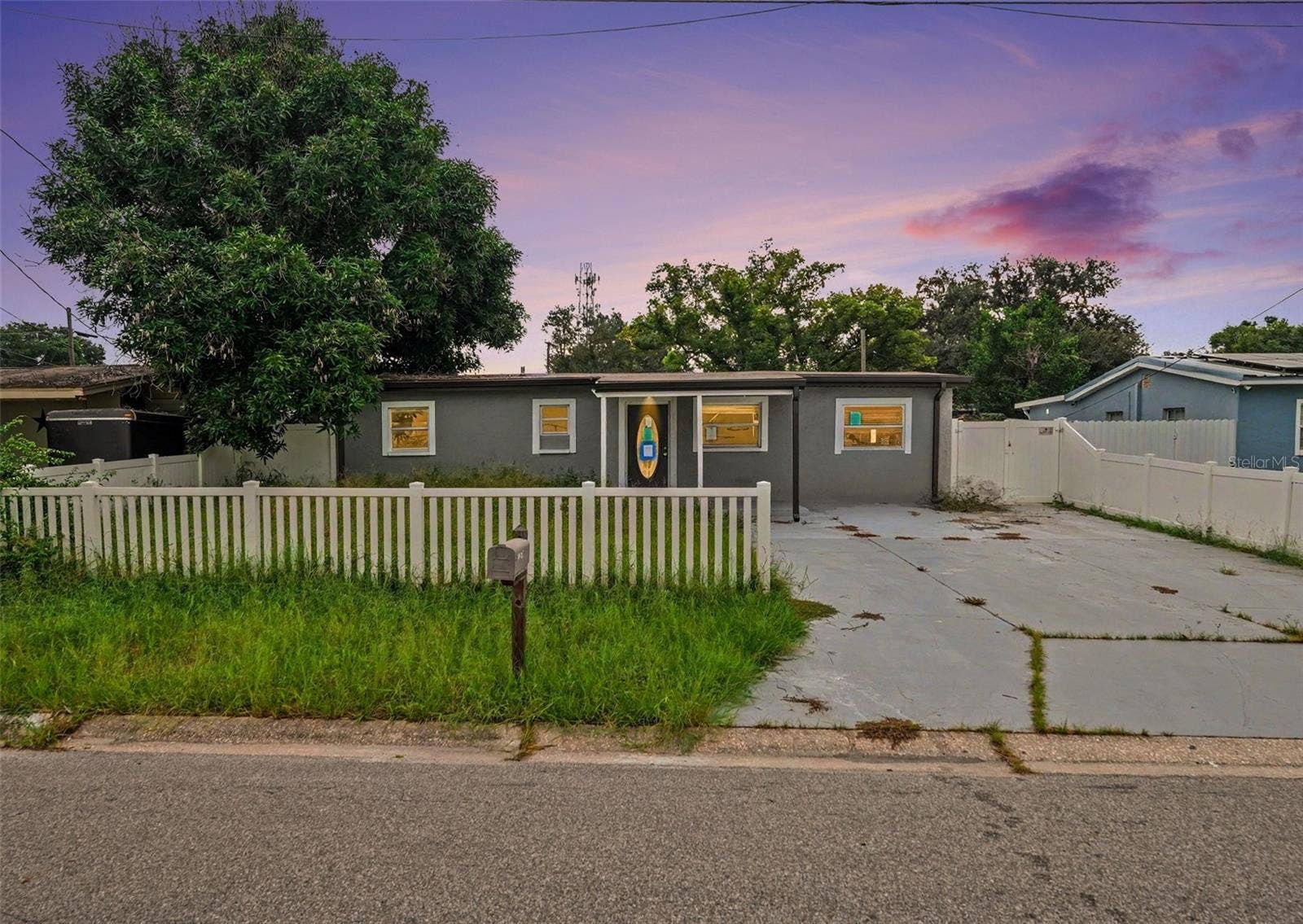 10925 N FLORENCE AVENUE, Tampa, FL 33612 10925 N FLORENCE AVENUE, Tampa, FL 33612