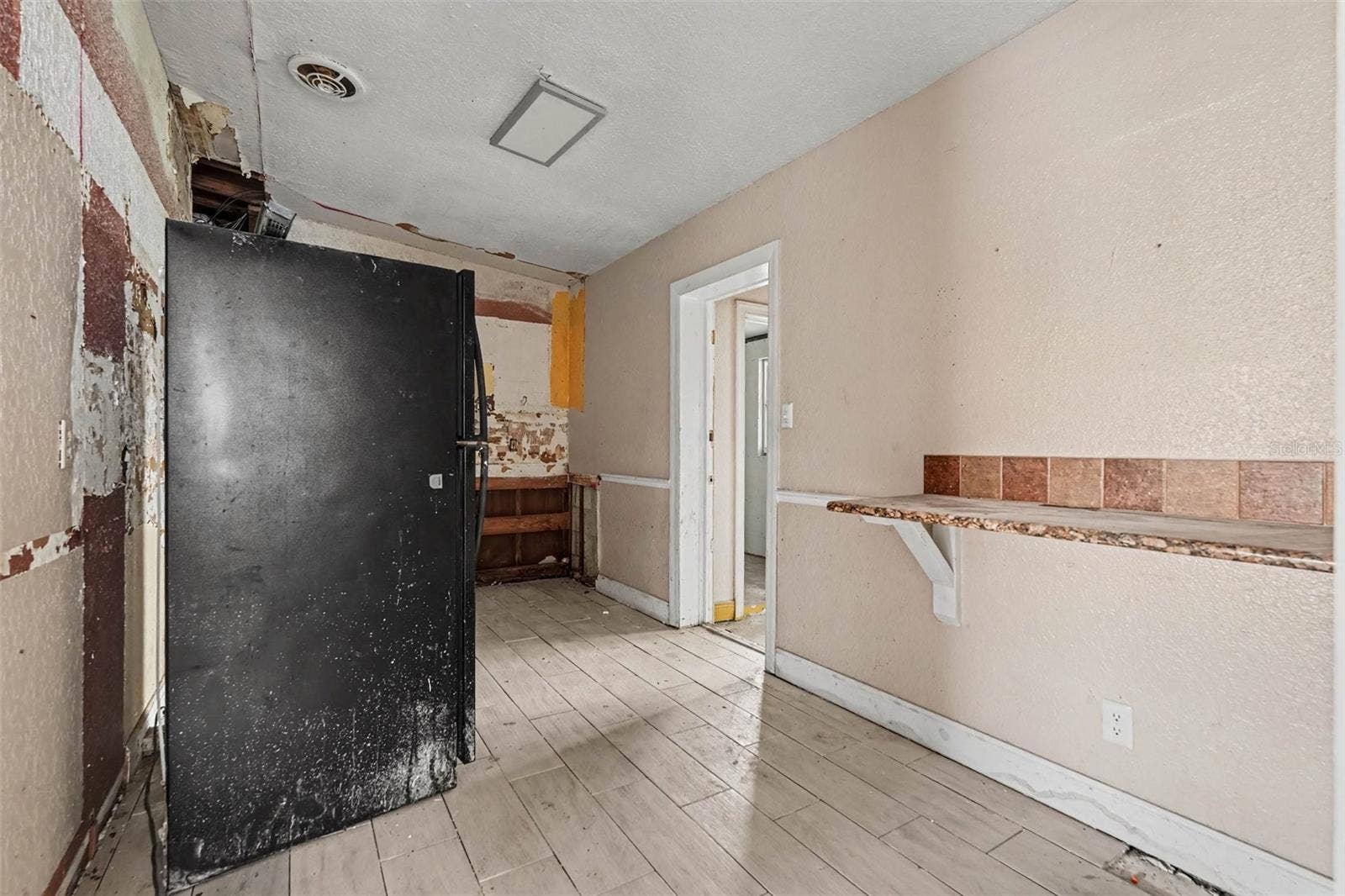 10925 N FLORENCE AVENUE, Tampa, FL 33612 10925 N FLORENCE AVENUE, Tampa, FL 33612