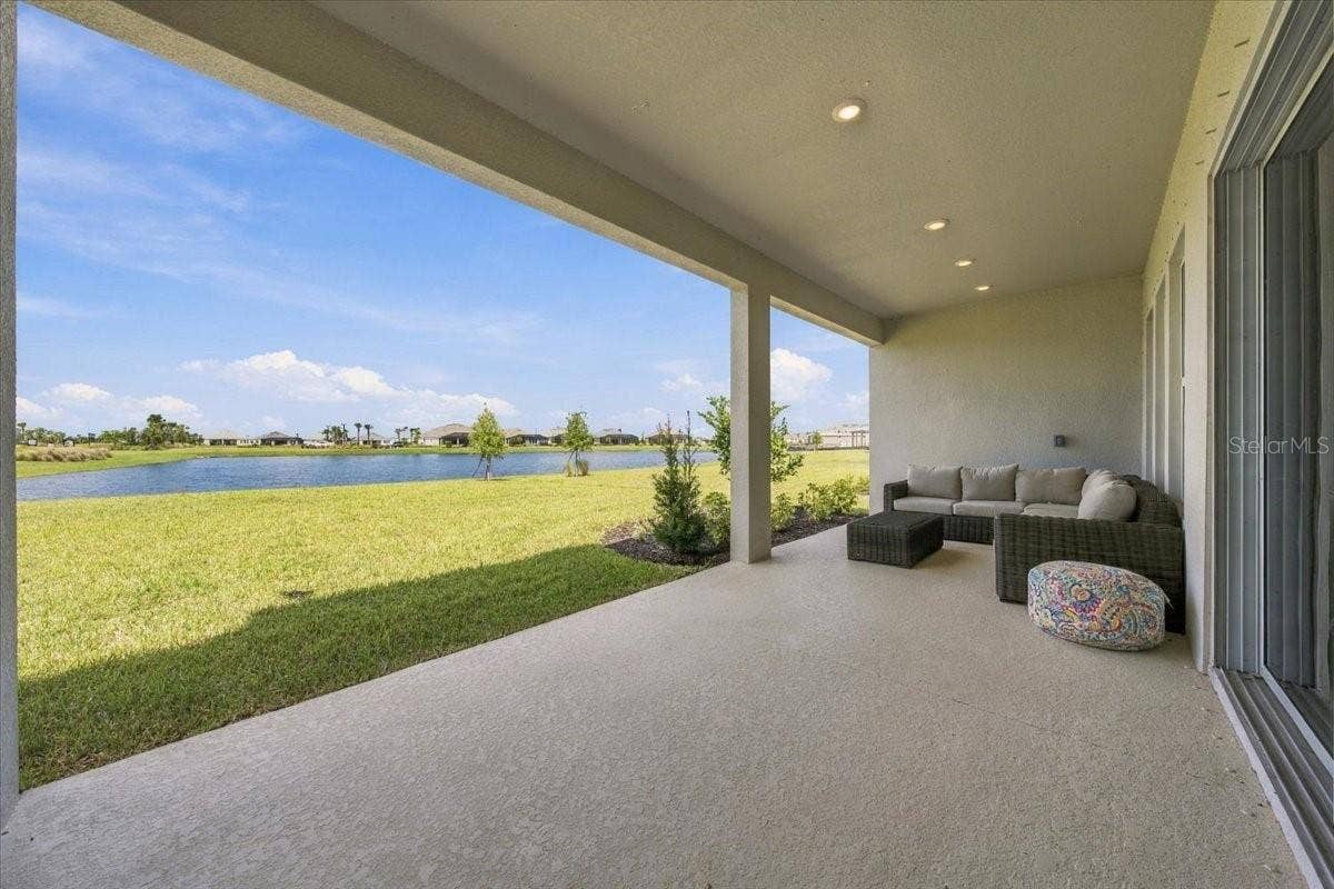 13705 IONA AVENUE, Palmetto, FL 34221 13705 IONA AVENUE, Palmetto, FL 34221