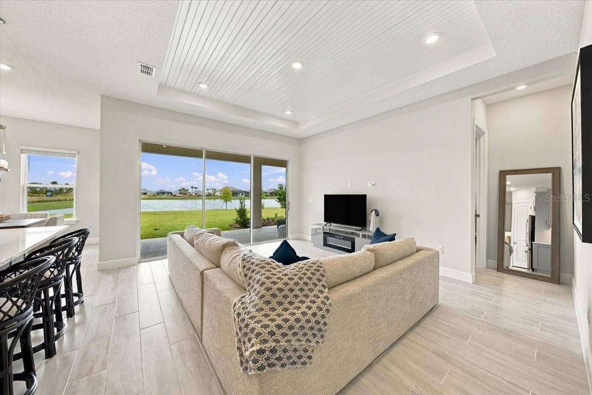 13705 IONA AVENUE, Palmetto, FL 34221 Great Room!!