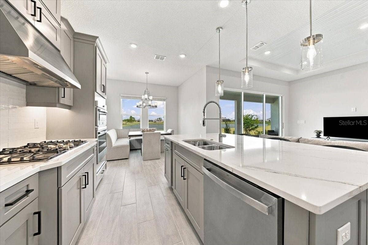 13705 IONA AVENUE, Palmetto, FL 34221 13705 IONA AVENUE, Palmetto, FL 34221