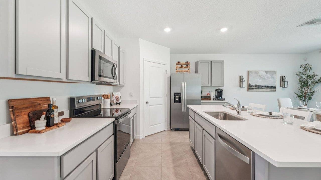 7650 WHEAT STONE DRIVE, Zephyrhills, FL 33540 7650 WHEAT STONE DRIVE, Zephyrhills, FL 33540
