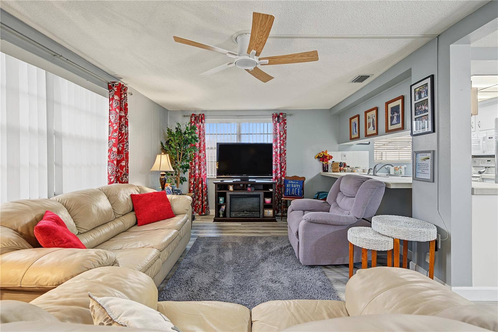 7512 HOLLY LAKE LANE, New Port Richey, FL 34653 7512 HOLLY LAKE LANE, New Port Richey, FL 34653