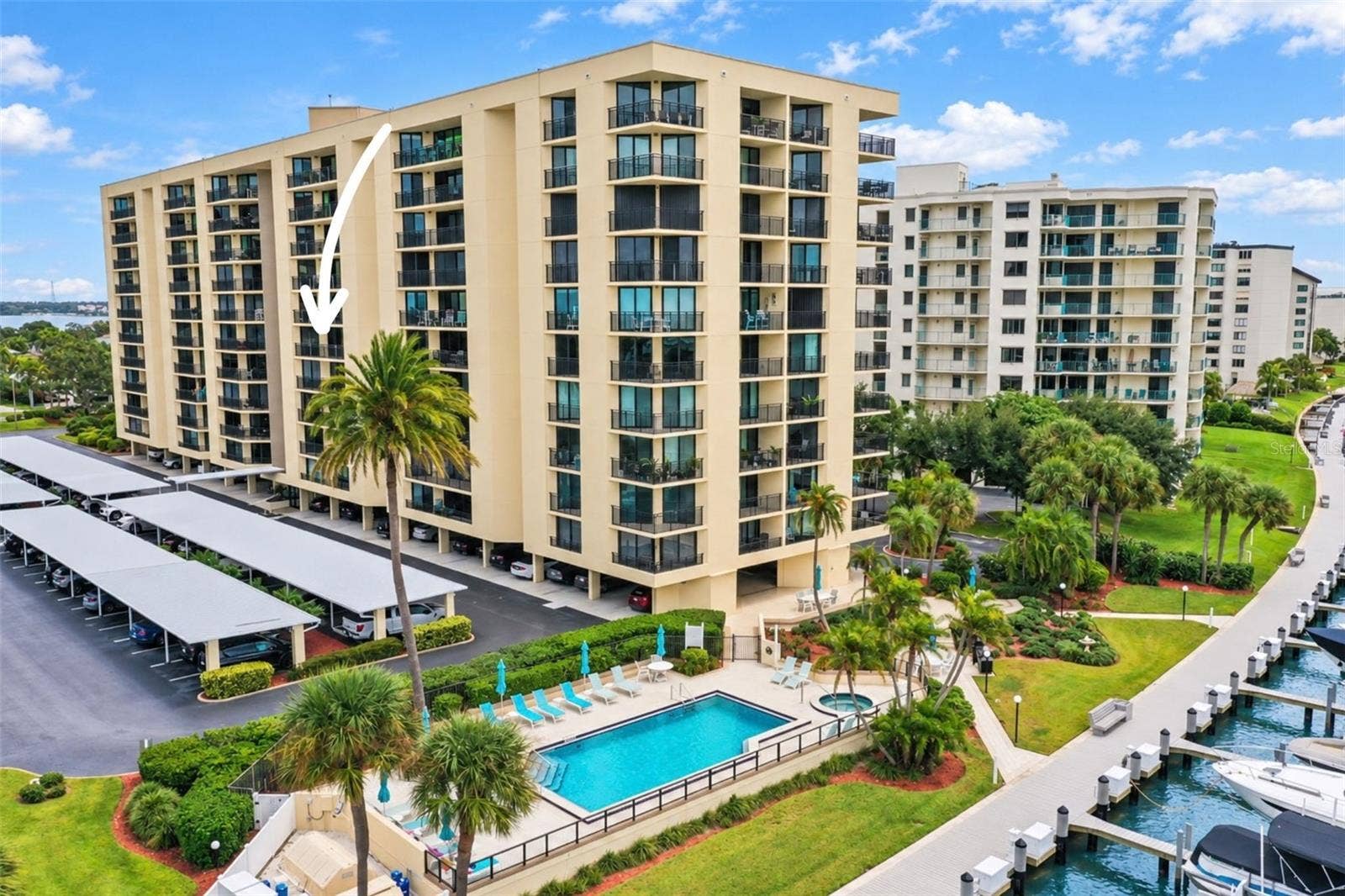 690 ISLAND WAY, #606, Clearwater, FL 33767 690 Island Way Unit 606 Clearwater, FL Views from this side of the building are outstanding