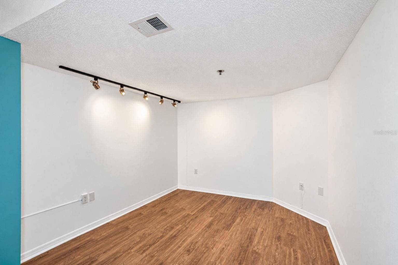 690 ISLAND WAY, #606, Clearwater, FL 33767 Den off of the living room. mutiple options, Bring your vision to the space.