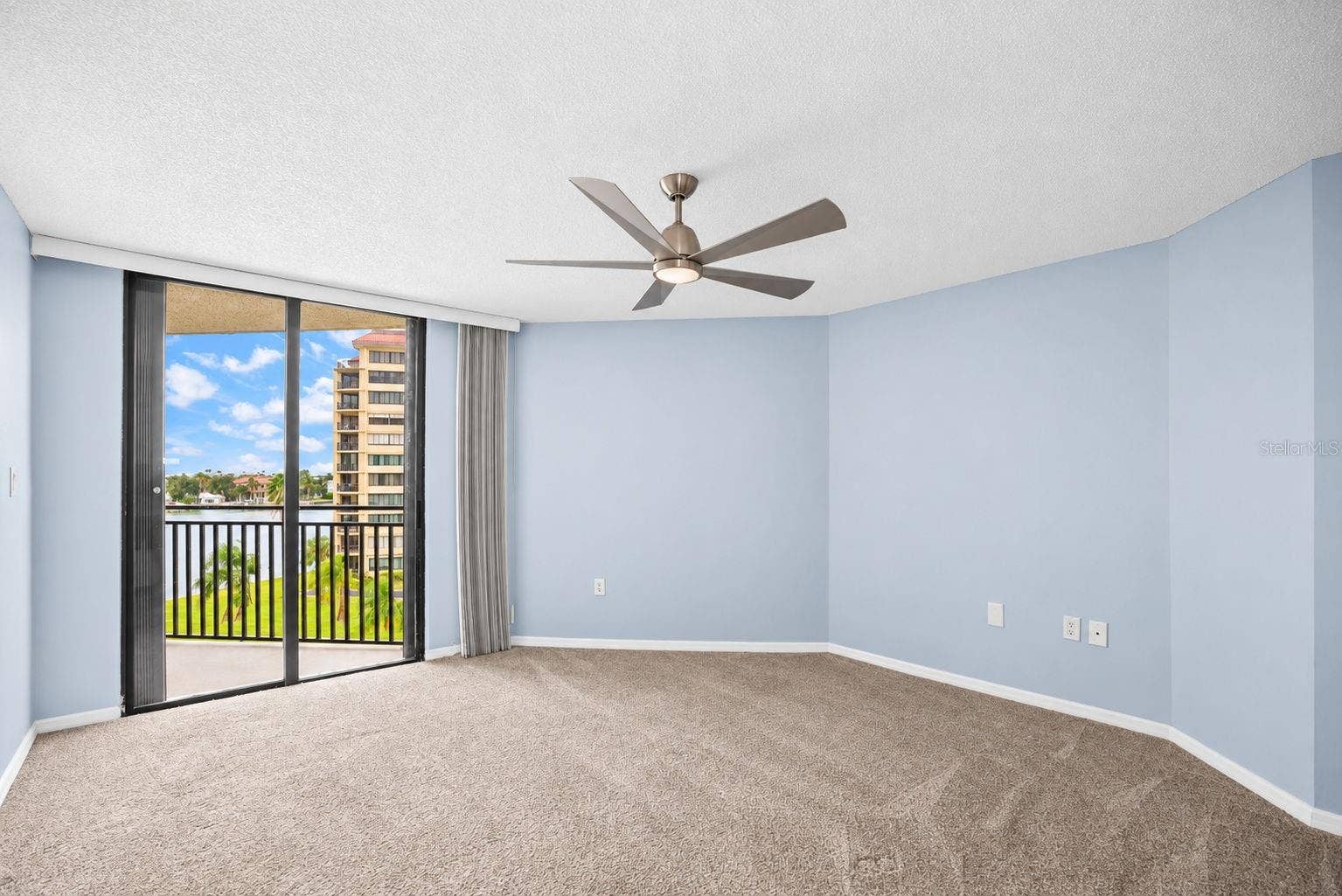 690 ISLAND WAY, #606, Clearwater, FL 33767 Primary Bedroom ensuite