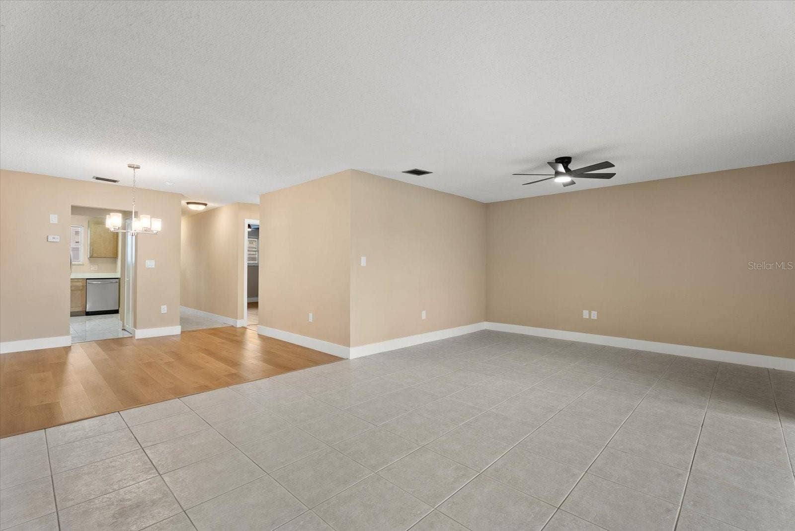 5925 SHORE BOULEVARD S, #105, Gulfport, FL 33707 5925 SHORE BOULEVARD S, #105, Gulfport, FL 33707