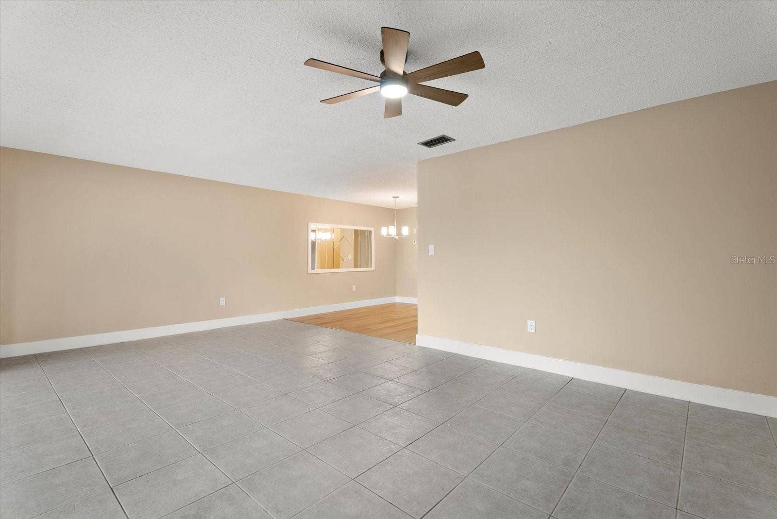 5925 SHORE BOULEVARD S, #105, Gulfport, FL 33707 5925 SHORE BOULEVARD S, #105, Gulfport, FL 33707