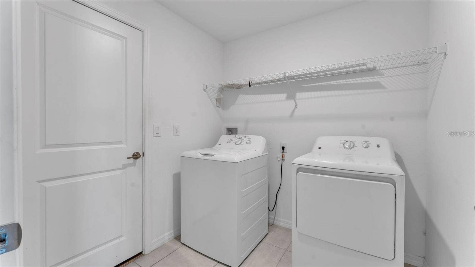 Washer and Dryer Convey!