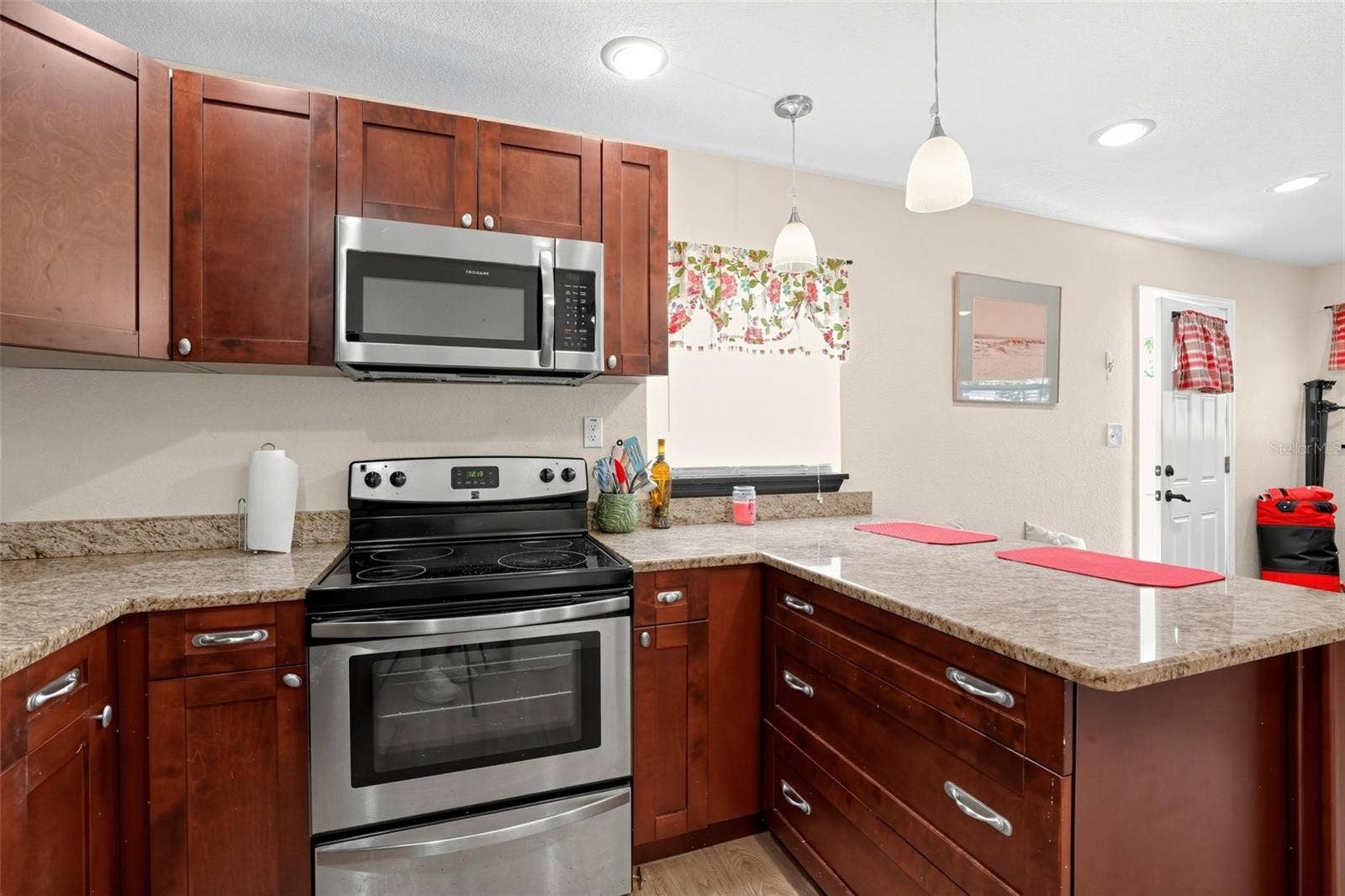 9124 FLINT STREET, New Port Richey, FL 34654