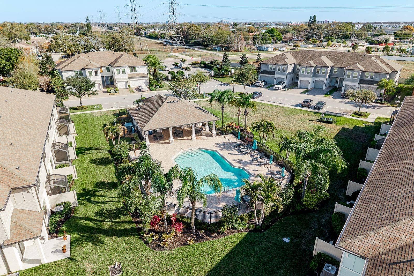 2432 FOGGY CREEK CIRCLE, Clearwater, FL 33764 2432 FOGGY CREEK CIRCLE, Clearwater, FL 33764