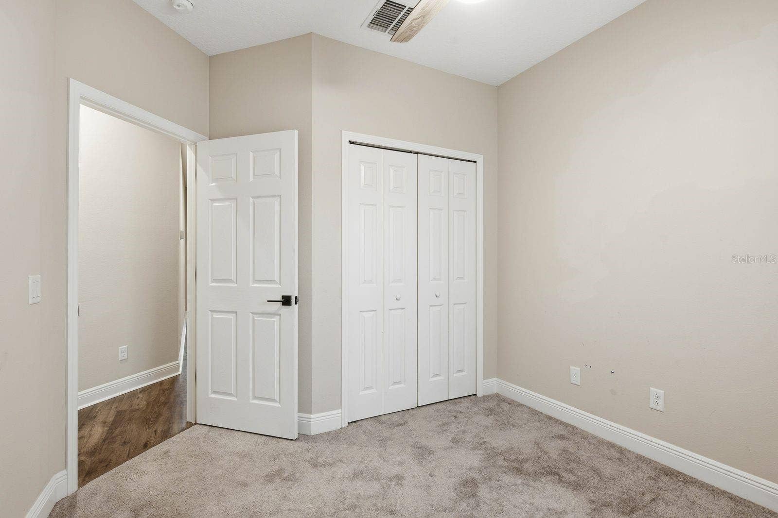 2432 FOGGY CREEK CIRCLE, Clearwater, FL 33764 2432 FOGGY CREEK CIRCLE, Clearwater, FL 33764
