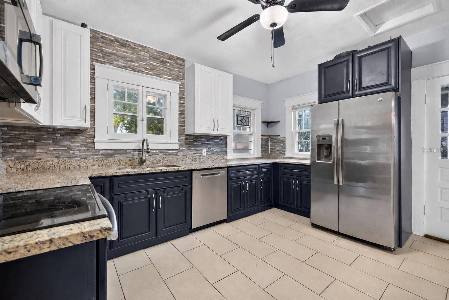 4110 N 9TH STREET, Tampa, FL 33603 Updated kitchen with granite & stainless appliances