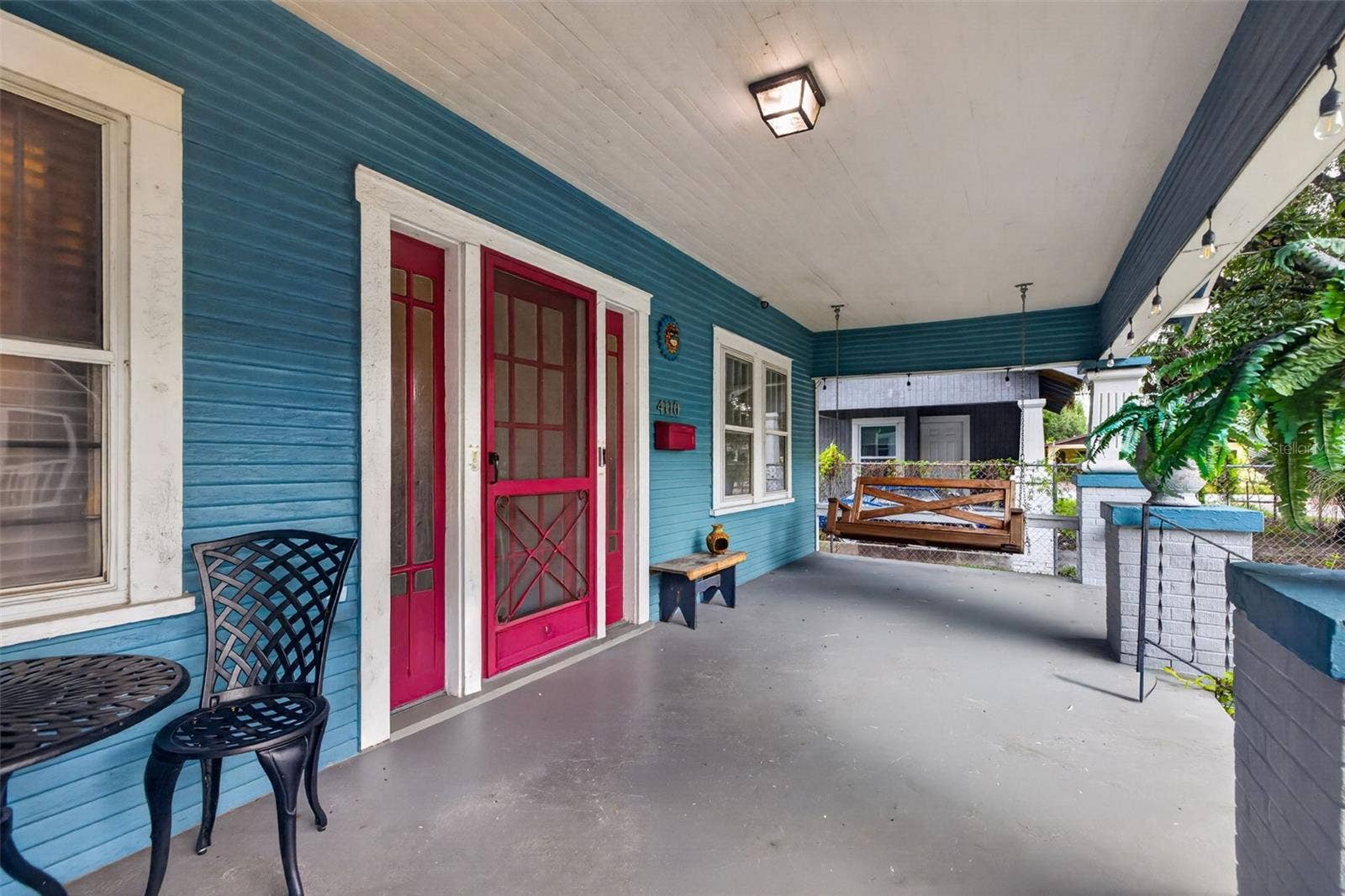 4110 N 9TH STREET, Tampa, FL 33603 Expansive front covered porch