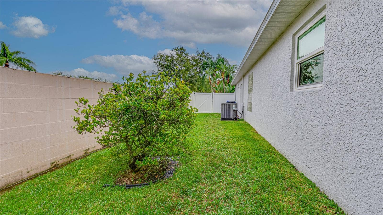 366 RAINFOREST COURT, Oldsmar, FL 34677
