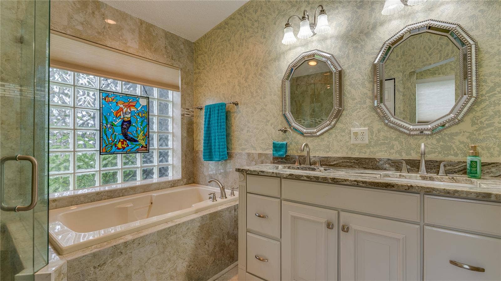 Primary Ensuite Bathroom