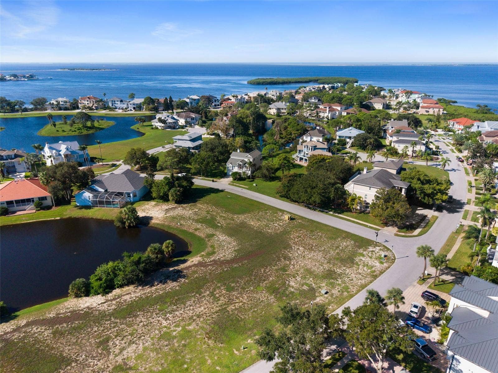 2044 N POINTE ALEXIS DRIVE, Tarpon Springs, FL 34689 2044 N POINTE ALEXIS DRIVE, Tarpon Springs, FL 34689