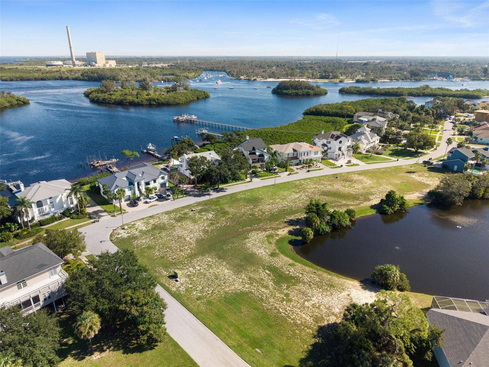 2044 N POINTE ALEXIS DRIVE, Tarpon Springs, FL 34689 2044 N POINTE ALEXIS DRIVE, Tarpon Springs, FL 34689
