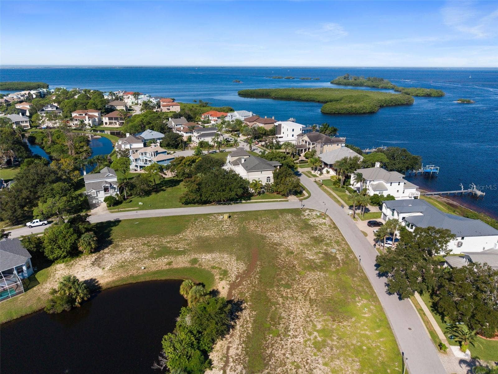 2044 N POINTE ALEXIS DRIVE, Tarpon Springs, FL 34689 2044 N POINTE ALEXIS DRIVE, Tarpon Springs, FL 34689