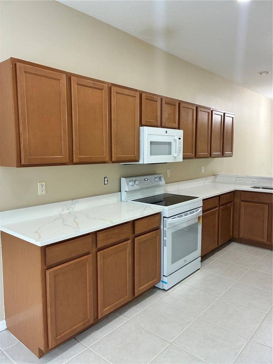 31142 FLANNERY COURT, Wesley Chapel, FL 33543 31142 FLANNERY COURT, Wesley Chapel, FL 33543
