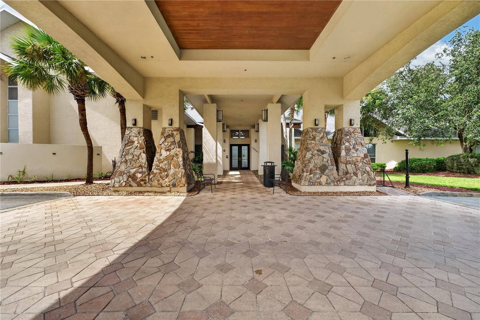 11048 MOSHIE LANE, San Antonio, FL 33576