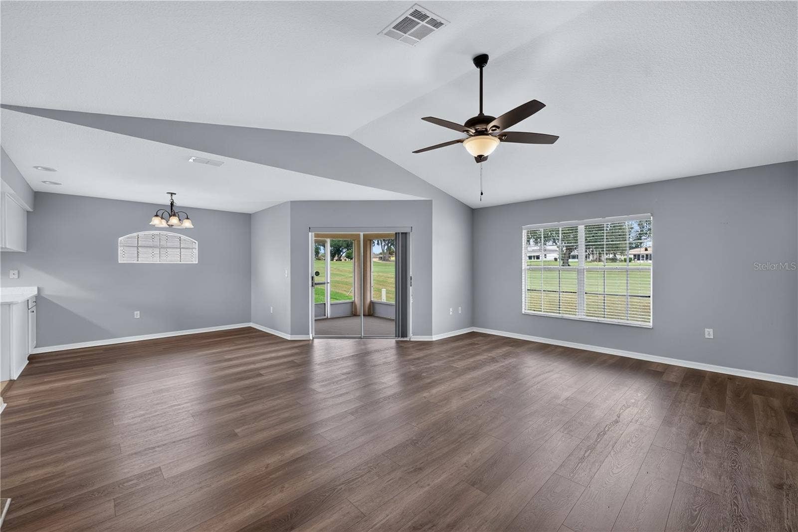 11048 MOSHIE LANE, San Antonio, FL 33576