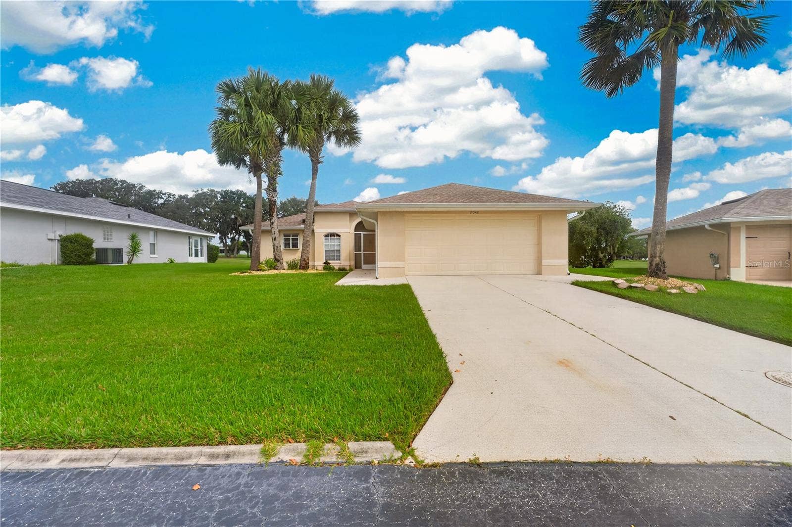11048 MOSHIE LANE, San Antonio, FL 33576