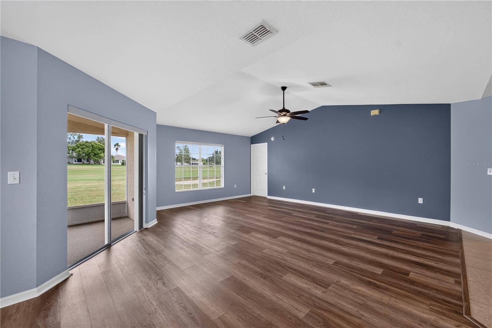 11048 MOSHIE LANE, San Antonio, FL 33576