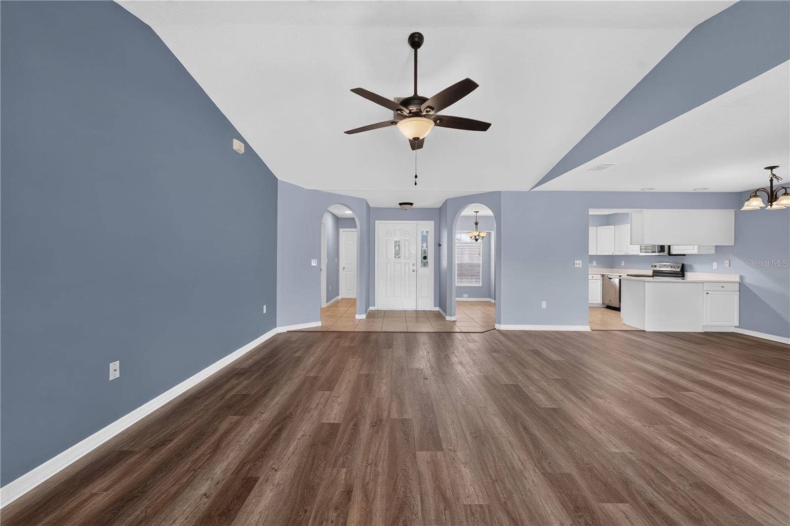 11048 MOSHIE LANE, San Antonio, FL 33576