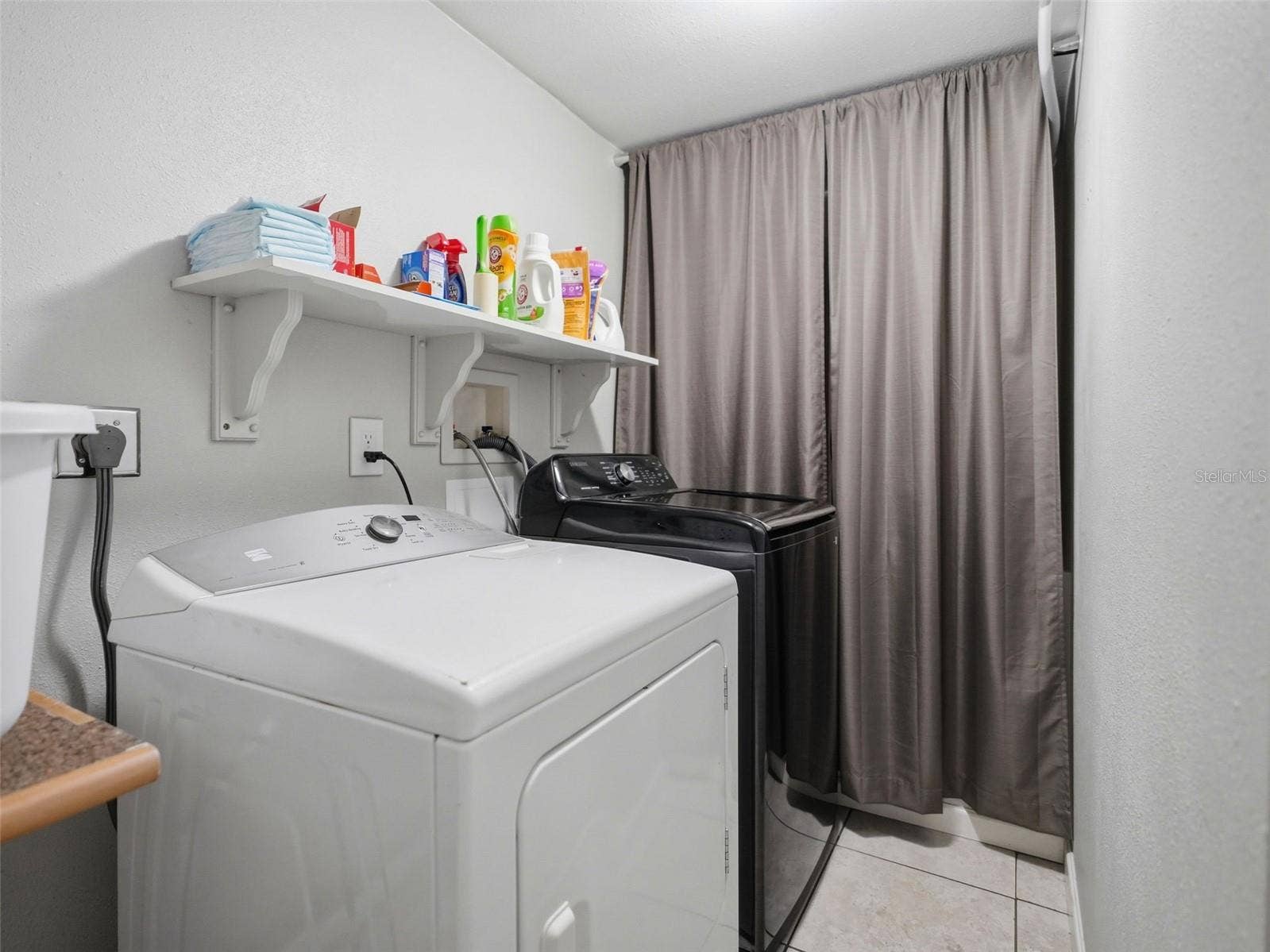 5223 DRIFT TIDE DRIVE, New Port Richey, FL 34652 5223 DRIFT TIDE DRIVE, New Port Richey, FL 34652