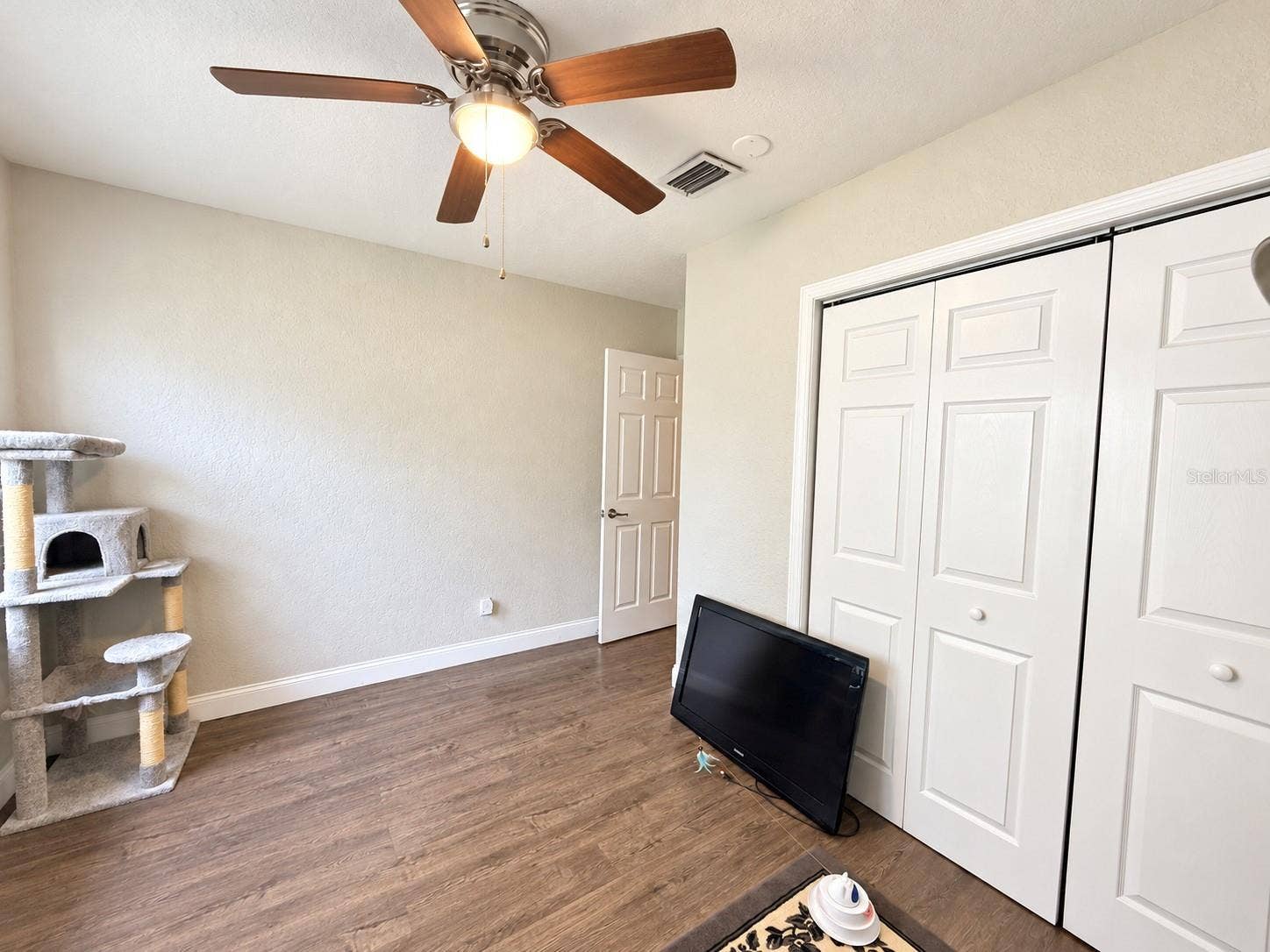 1204 E NORTH STREET, Tampa, FL 33604 1204 E NORTH STREET, Tampa, FL 33604