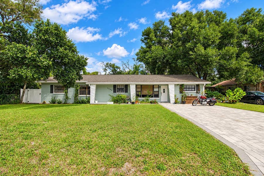 Property photo for 1204 E NORTH STREET, Tampa, FL