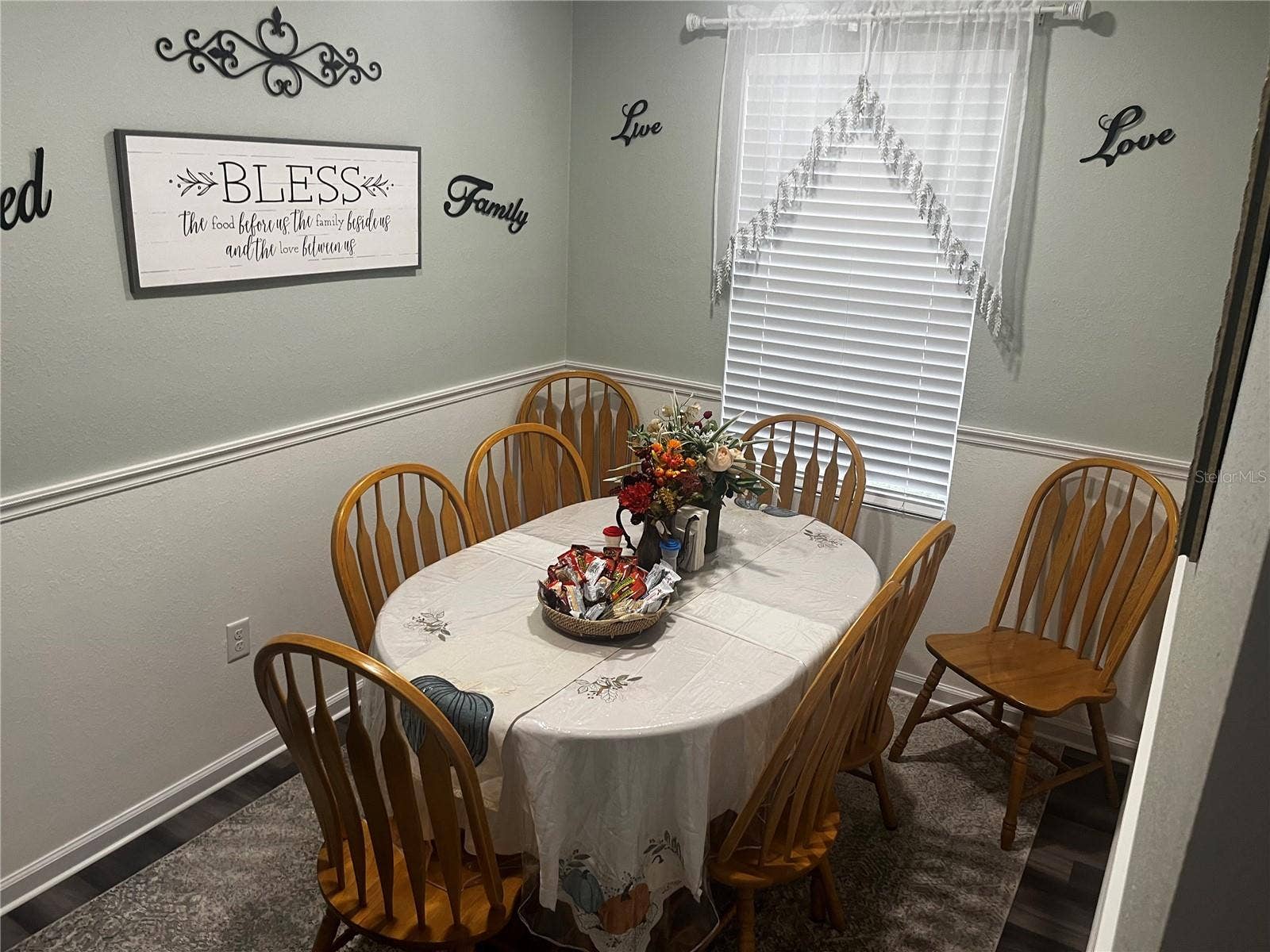 4852 18TH STREET, Zephyrhills, FL 33542 4852 18TH STREET, Zephyrhills, FL 33542