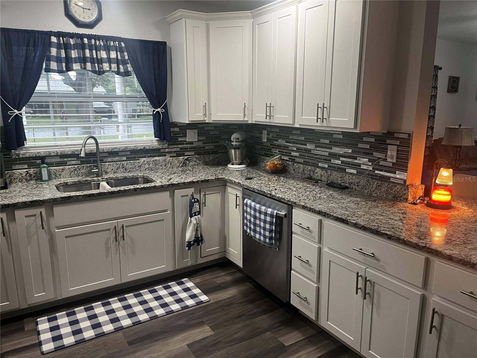 4852 18TH STREET, Zephyrhills, FL 33542 4852 18TH STREET, Zephyrhills, FL 33542