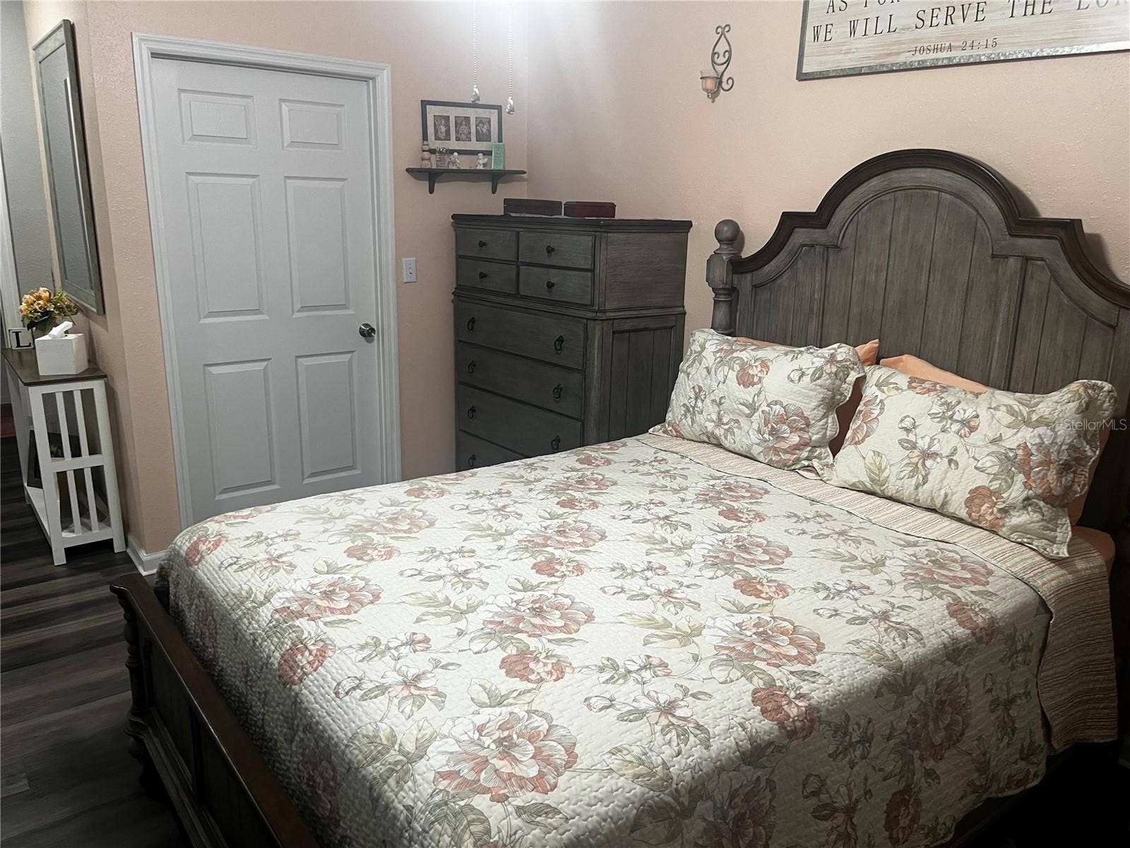 4852 18TH STREET, Zephyrhills, FL 33542 4852 18TH STREET, Zephyrhills, FL 33542