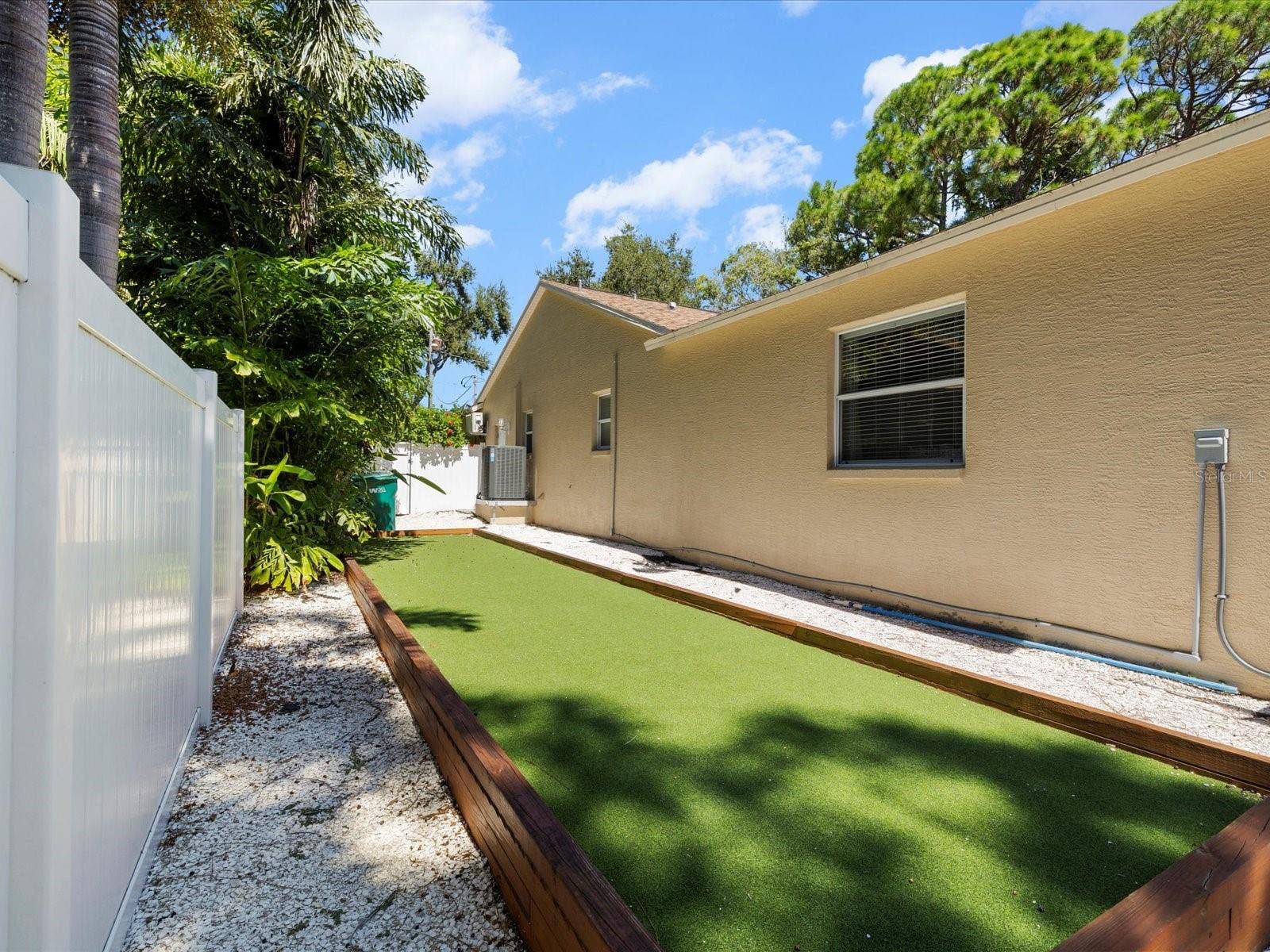 13734 76TH AVENUE, Seminole, FL 33776 13734 76TH AVENUE, Seminole, FL 33776