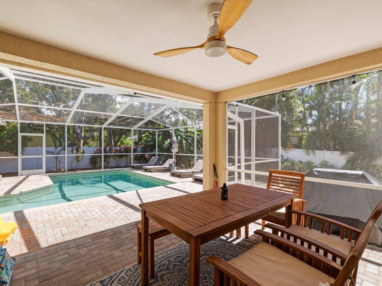 13734 76TH AVENUE, Seminole, FL 33776 13734 76TH AVENUE, Seminole, FL 33776