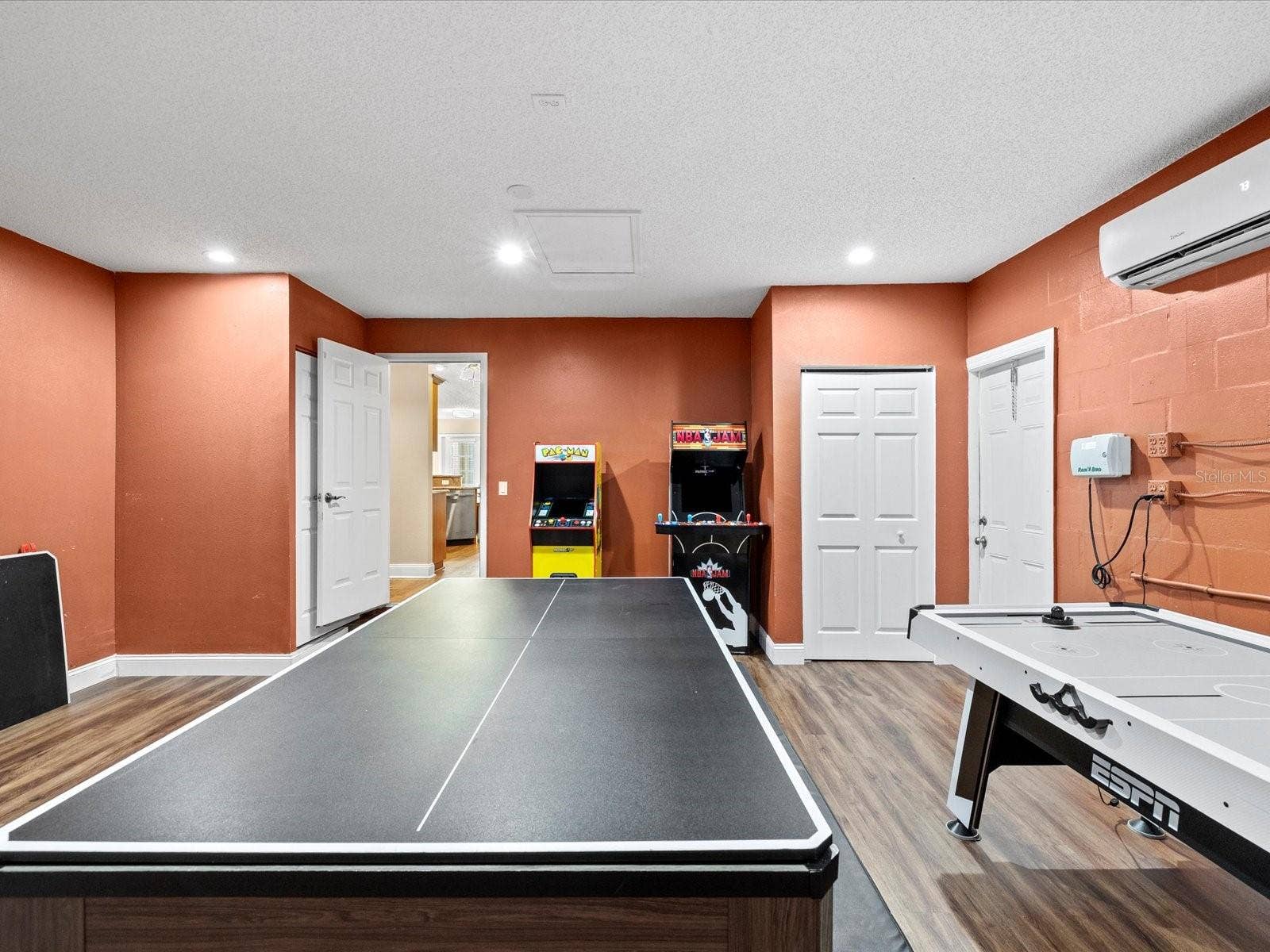 13734 76TH AVENUE, Seminole, FL 33776 13734 76TH AVENUE, Seminole, FL 33776
