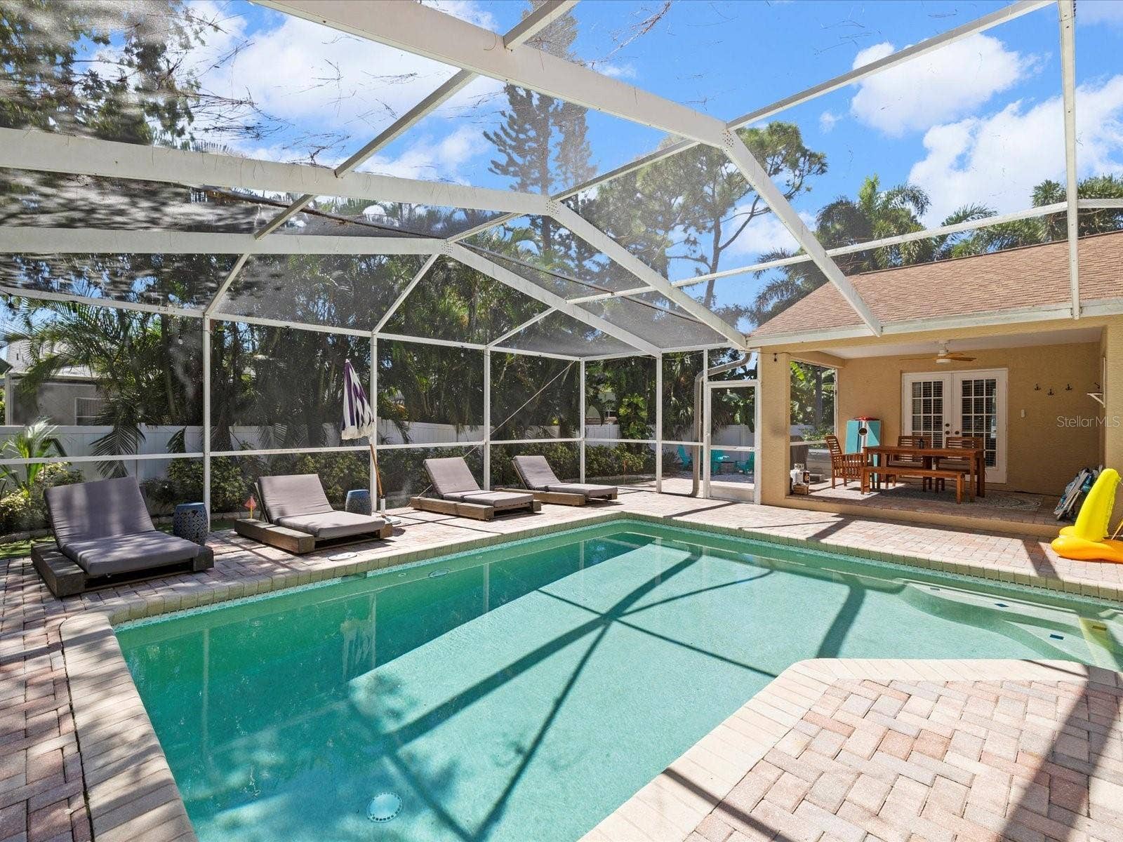 13734 76TH AVENUE, Seminole, FL 33776 13734 76TH AVENUE, Seminole, FL 33776