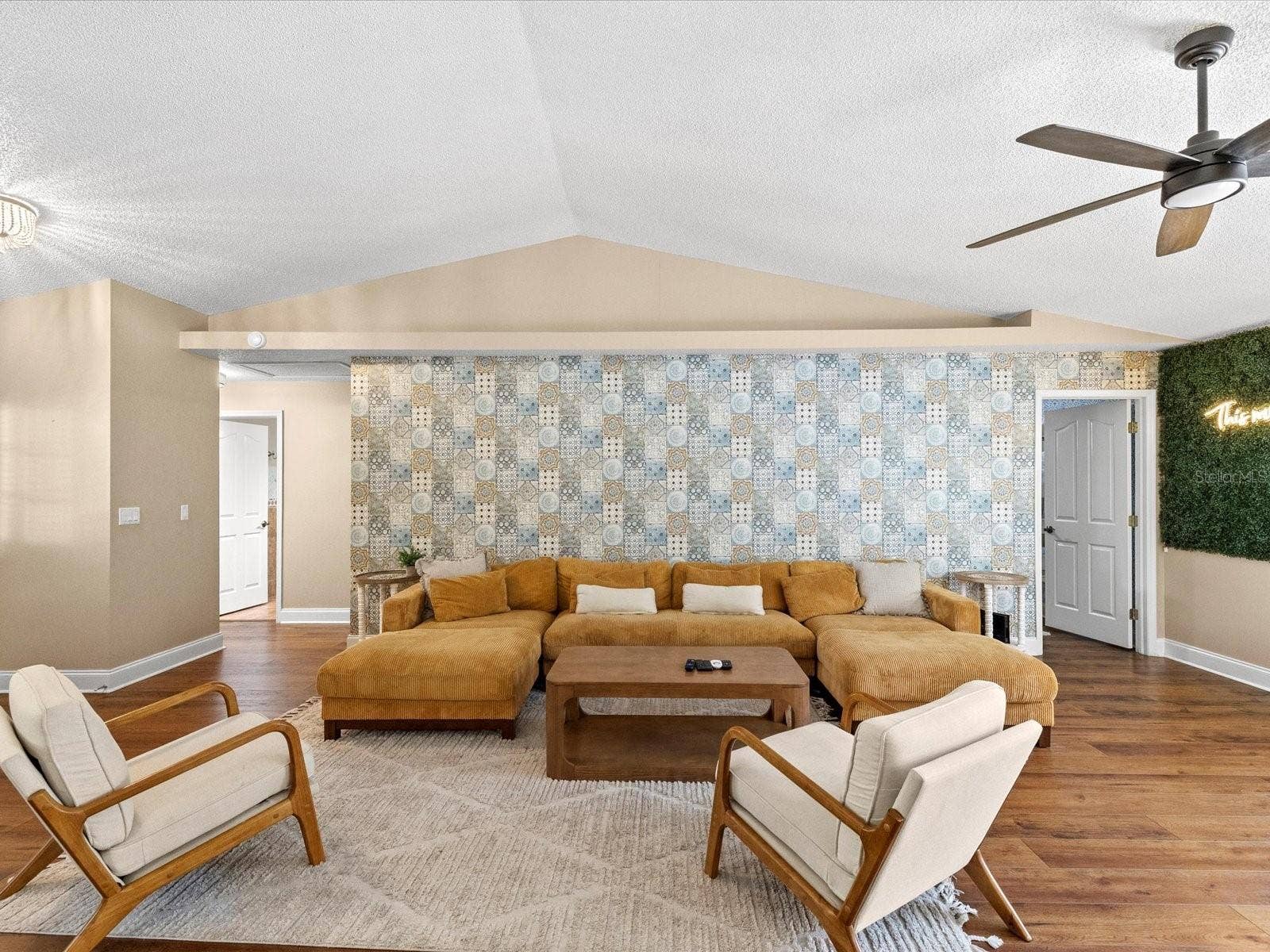 13734 76TH AVENUE, Seminole, FL 33776 13734 76TH AVENUE, Seminole, FL 33776