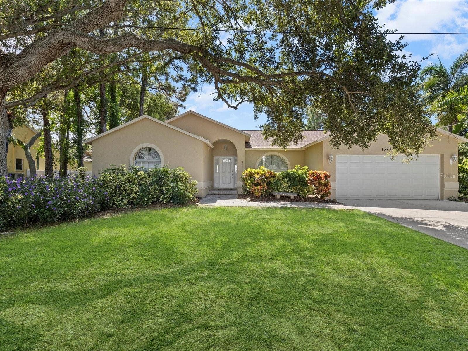 13734 76TH AVENUE, Seminole, FL 33776 13734 76TH AVENUE, Seminole, FL 33776