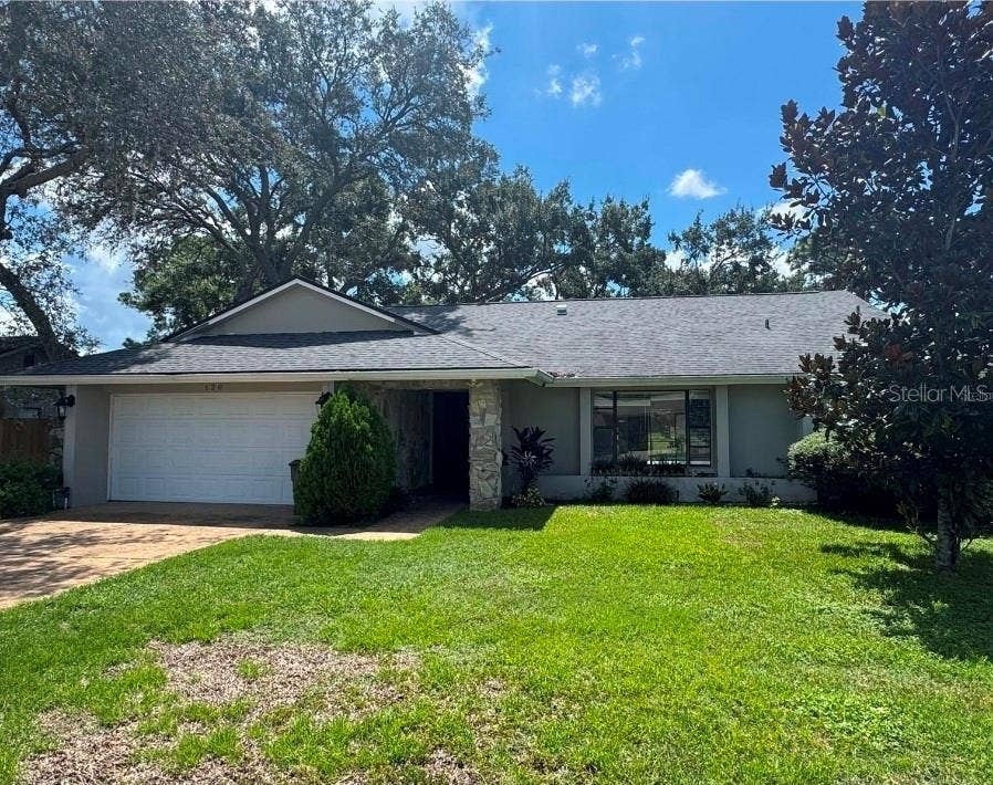 Property photo for 120 ANNWOOD ROAD, Palm Harbor, FL