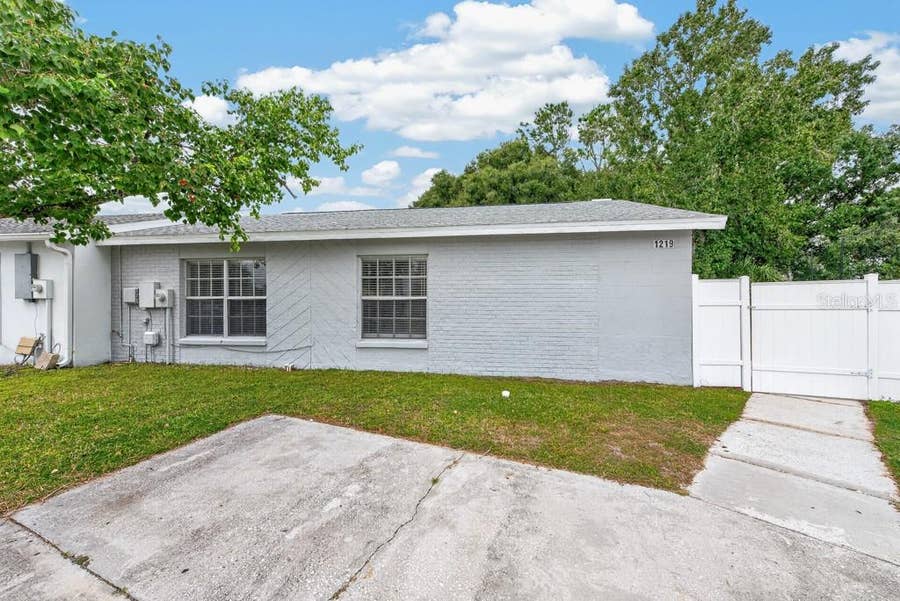 Property photo for 1219 MOHRLAKE DRIVE, Brandon, FL