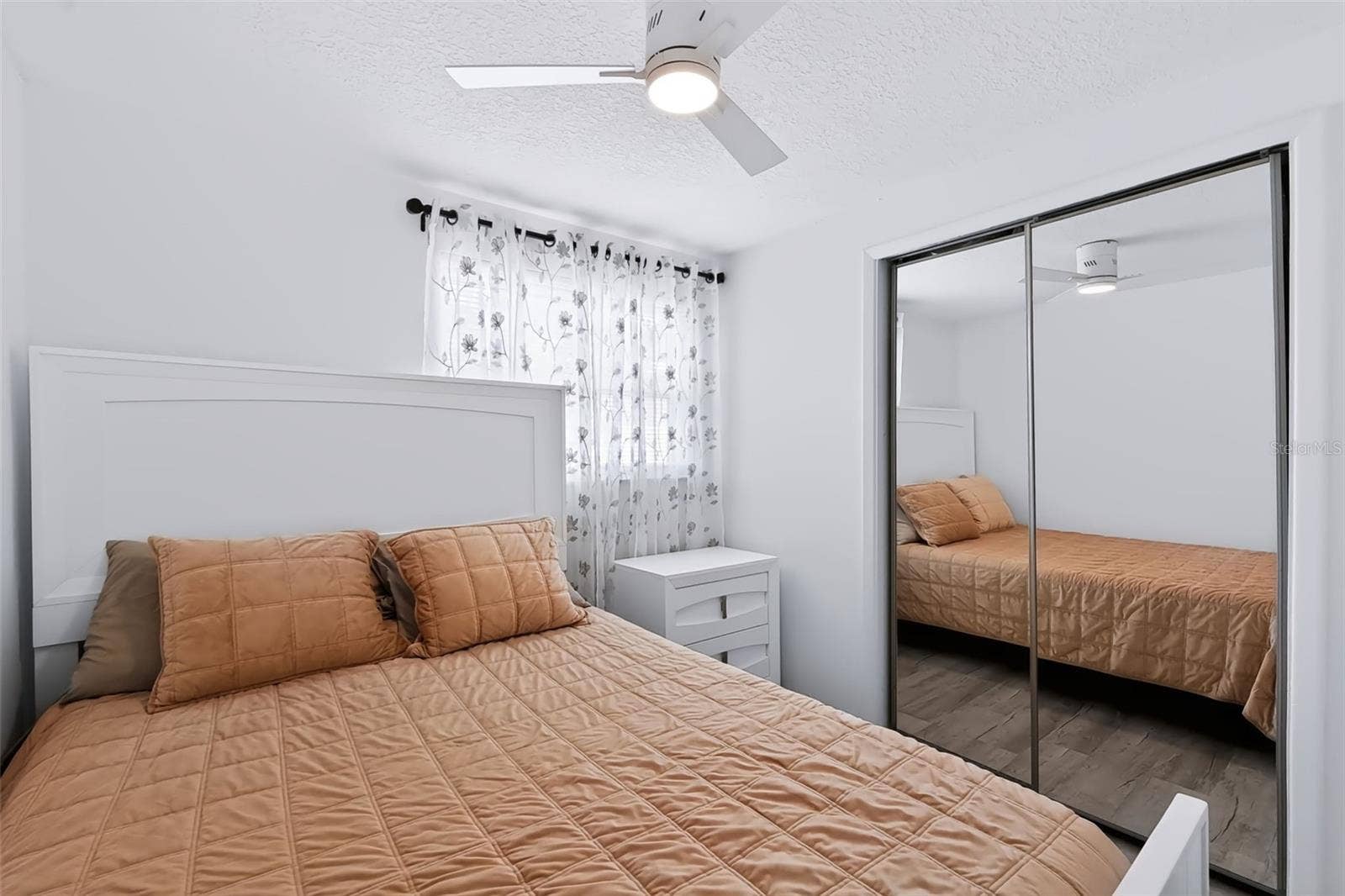 2223 FULTON WAY, Largo, FL 33774 2223 FULTON WAY, Largo, FL 33774