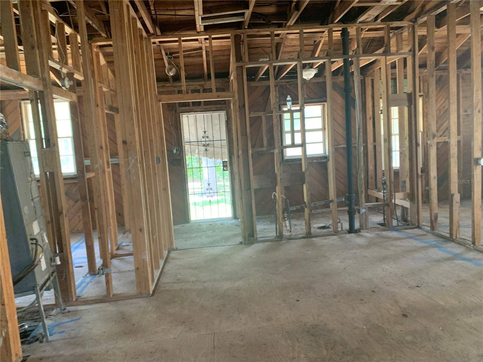 3010 E CURTIS STREET, Tampa, FL 33610