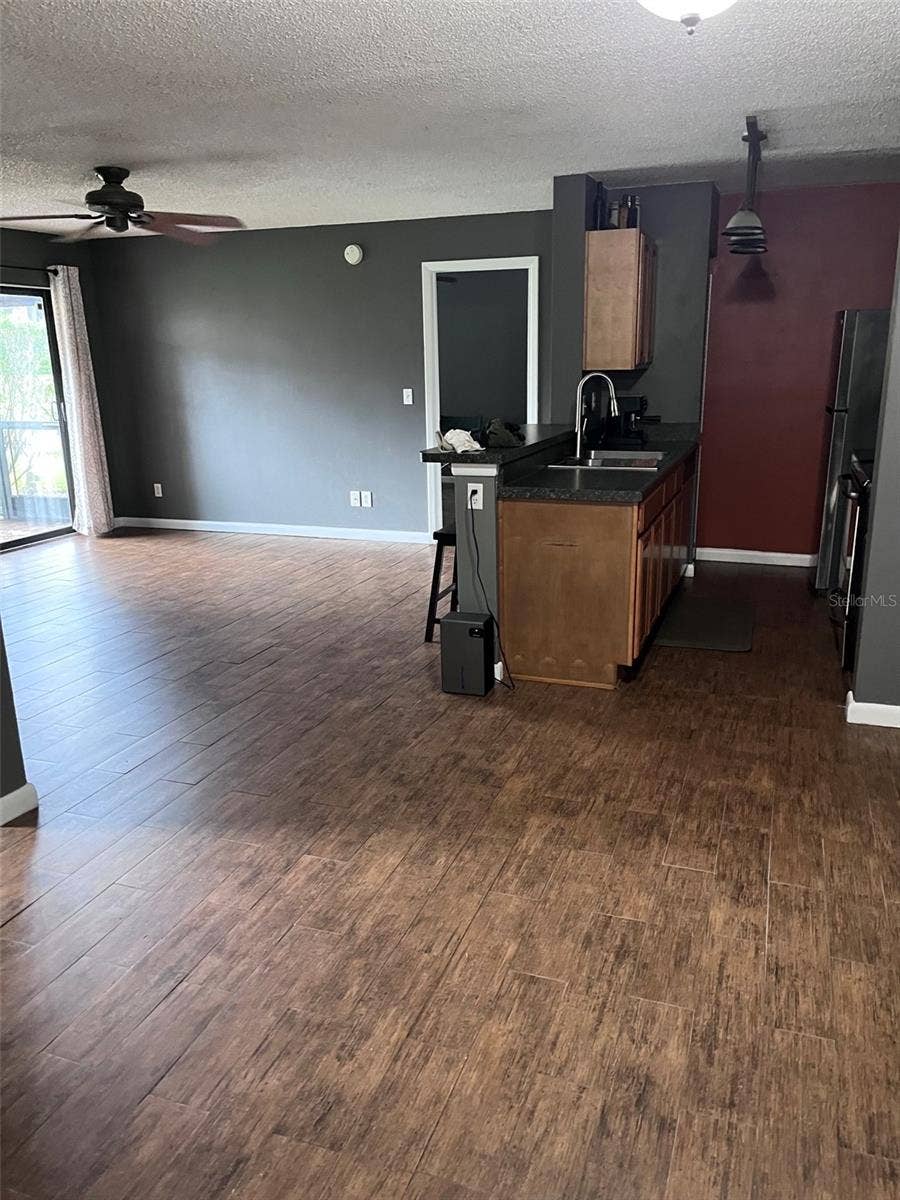 2050 HUNTERS GLEN DRIVE, #614, Dunedin, FL 34698