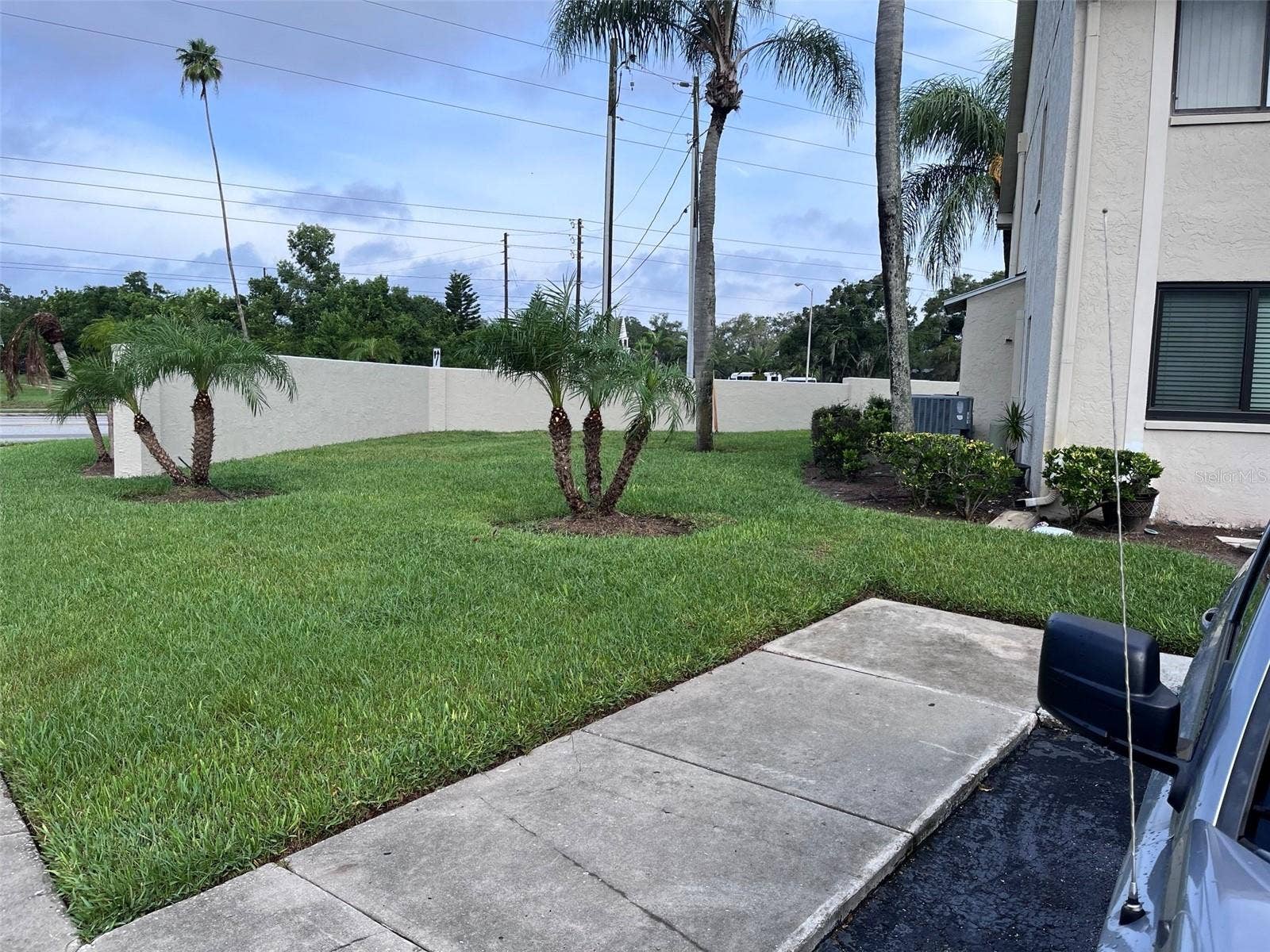 2050 HUNTERS GLEN DRIVE, #614, Dunedin, FL 34698