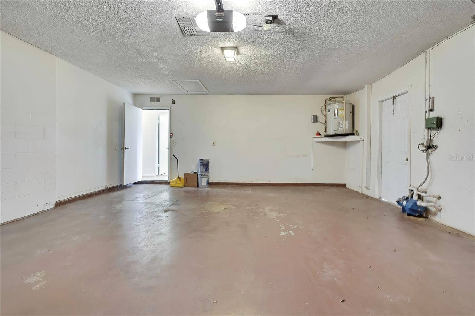 7548 LANDMARK DRIVE, Spring Hill, FL 34606 7548 LANDMARK DRIVE, Spring Hill, FL 34606