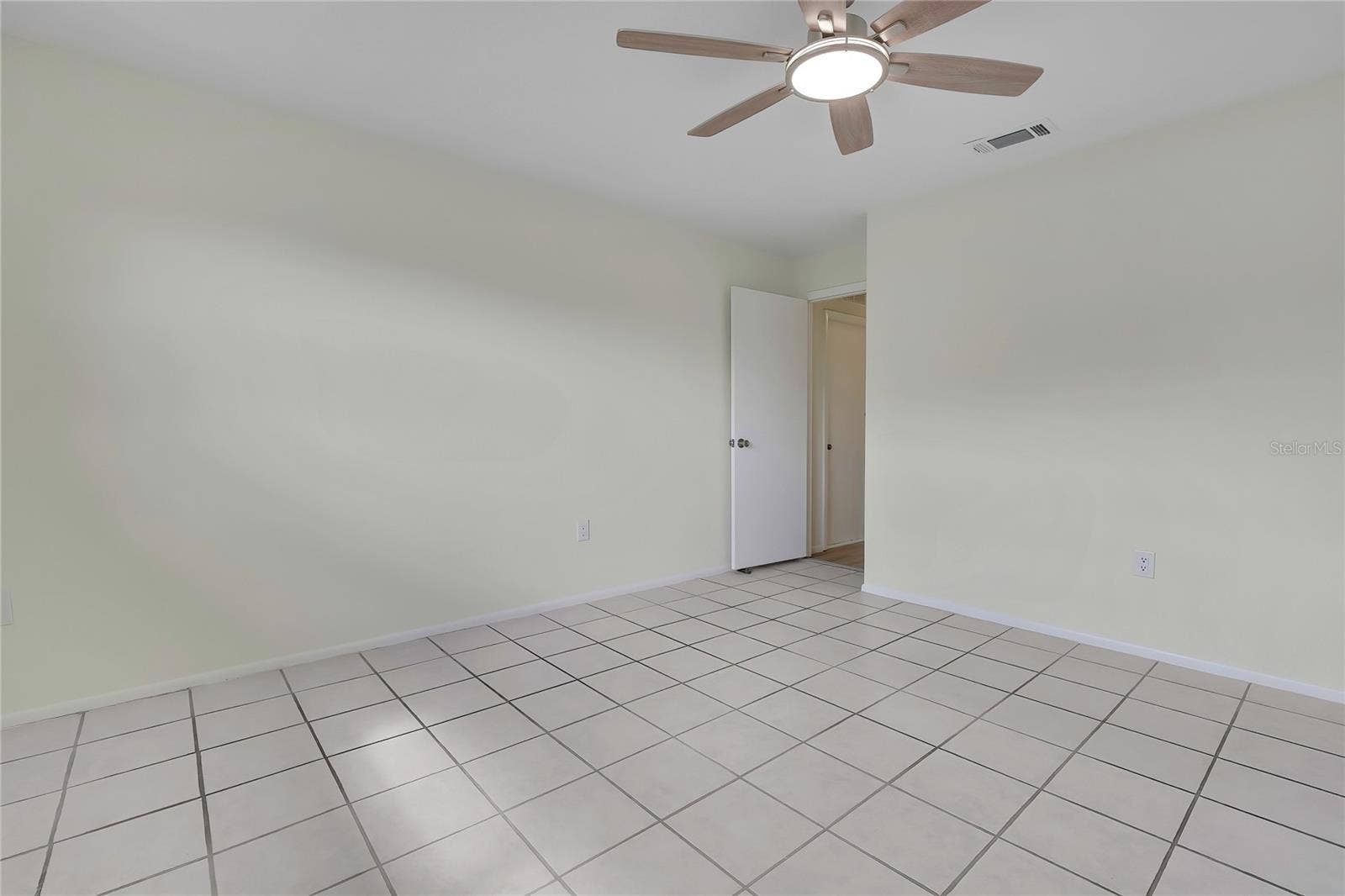 7548 LANDMARK DRIVE, Spring Hill, FL 34606 7548 LANDMARK DRIVE, Spring Hill, FL 34606